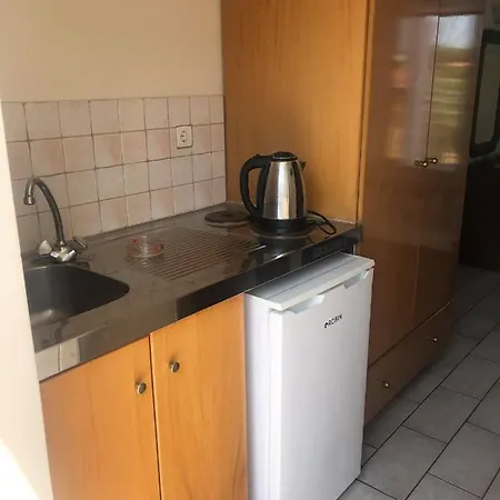 Piccadilly Aparthotel 3*