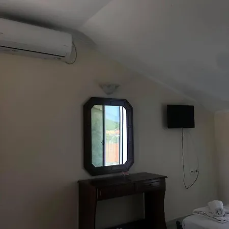 Piccadilly 3* Alykes (Zakynthos)