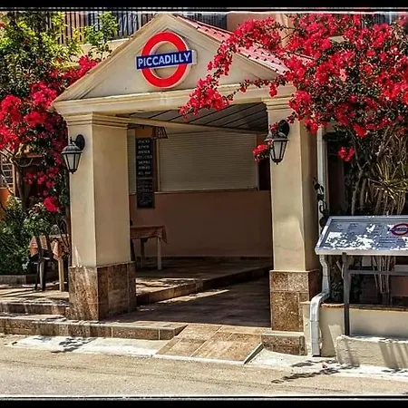 Piccadilly 4*